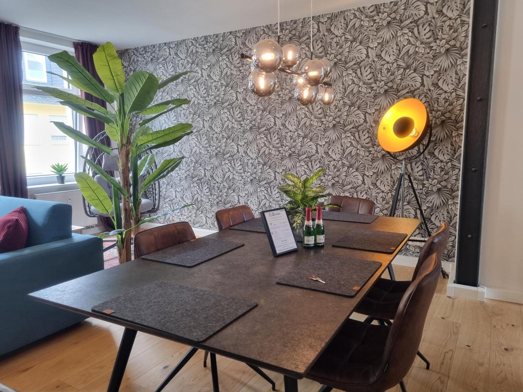 Maremar - Style-Loft Am Ferberturm - 2 Schlafzimmer - Luxus Boxspringbett - Arbeitsplaetze - Highspeed Wlan Gera Esterno foto