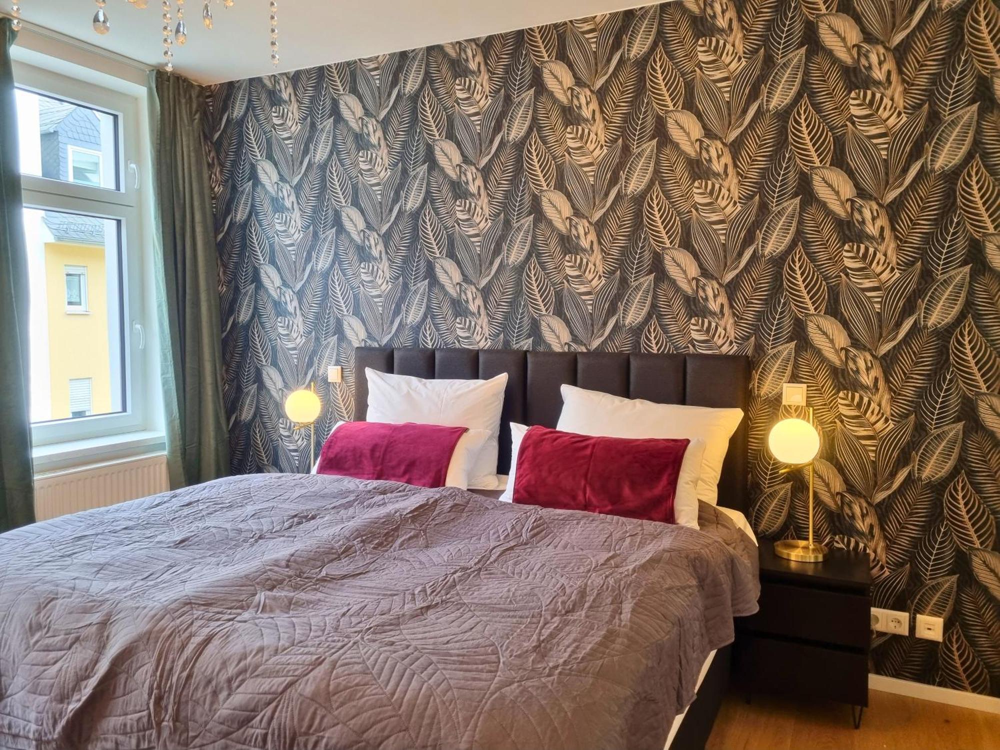 Maremar - Style-Loft Am Ferberturm - 2 Schlafzimmer - Luxus Boxspringbett - Arbeitsplaetze - Highspeed Wlan Gera Esterno foto