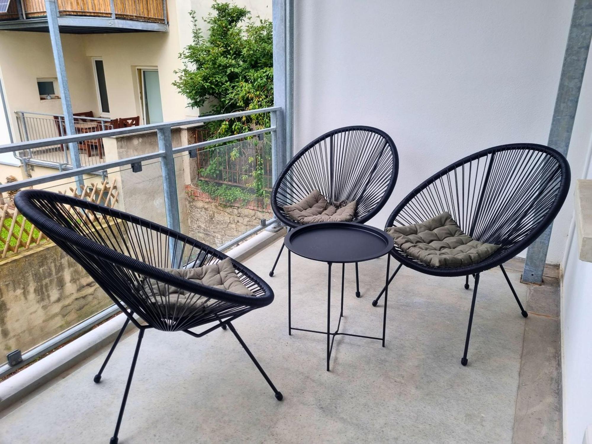 Maremar - Style-Loft Am Ferberturm - 2 Schlafzimmer - Luxus Boxspringbett - Arbeitsplaetze - Highspeed Wlan Gera Esterno foto